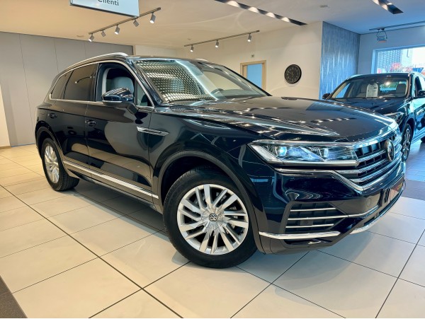 VOLKSWAGEN TOUAREG ELEGANCE