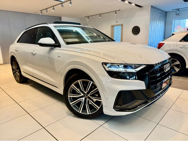 AUDI Q8 S LINE SPORT...