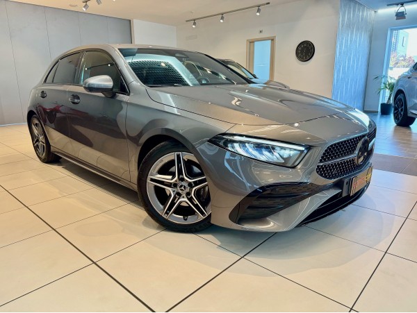 MERCEDES A180d AMG LINE