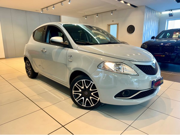 LANCIA YPSILON MYA